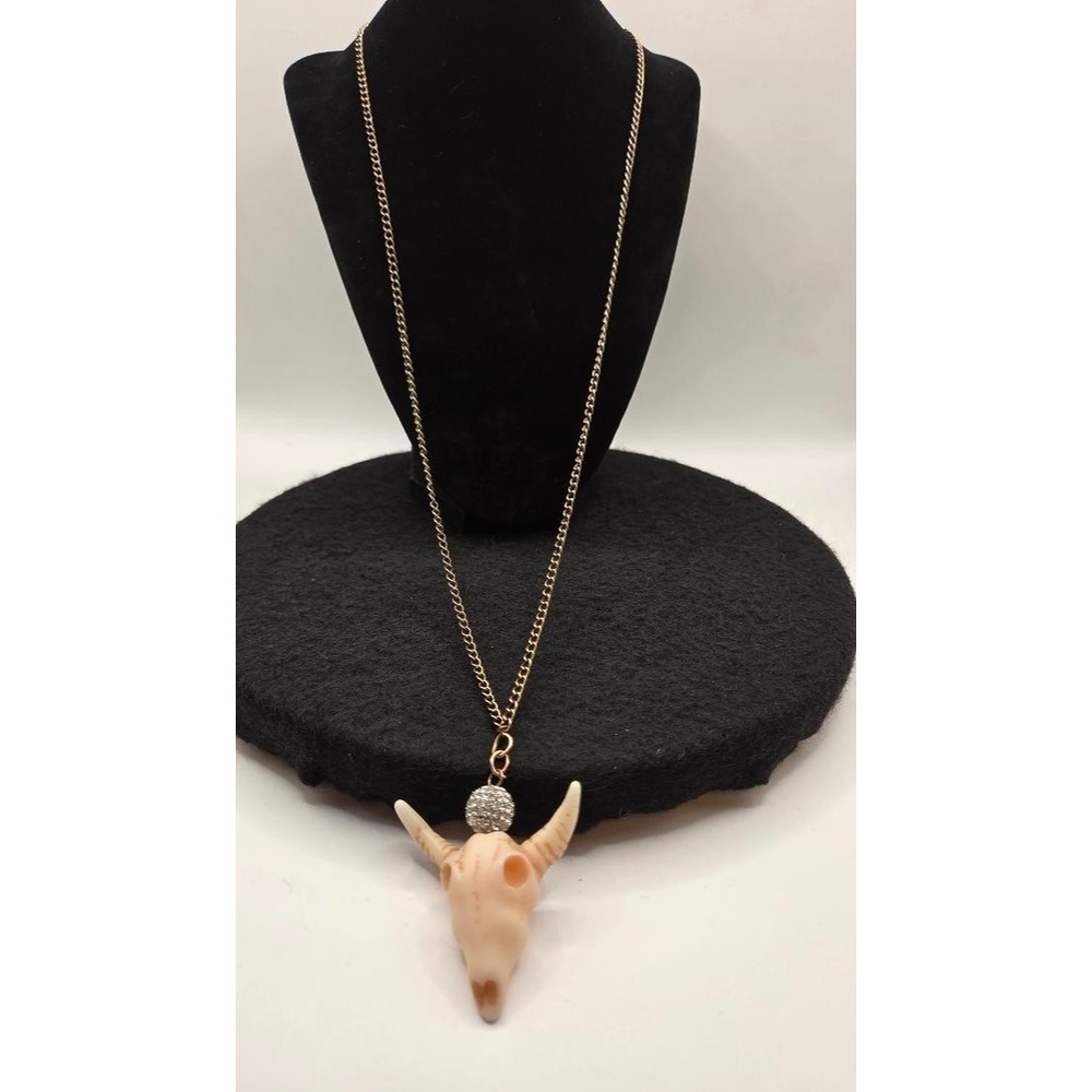 Ali Khan New York Southwestern Bull Skull Necklace Gold Tone Steer Cow Pendant